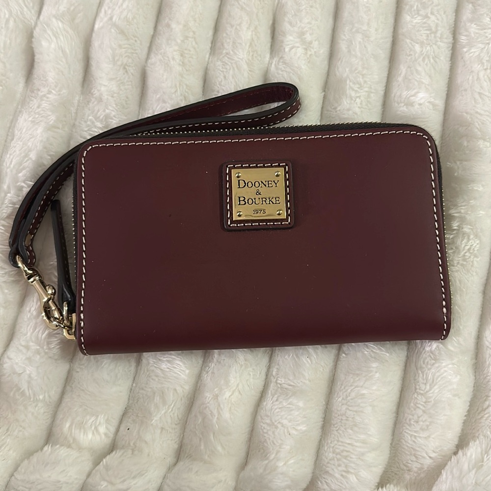 Dooney and bourke zip around wallet